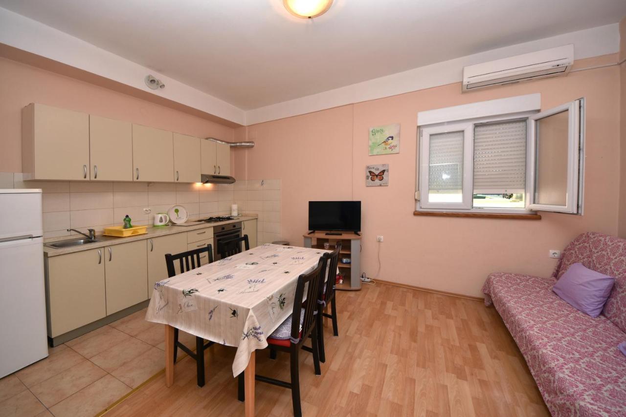 Apartment Meri- Near The Zadar Main Bus Station Dış mekan fotoğraf